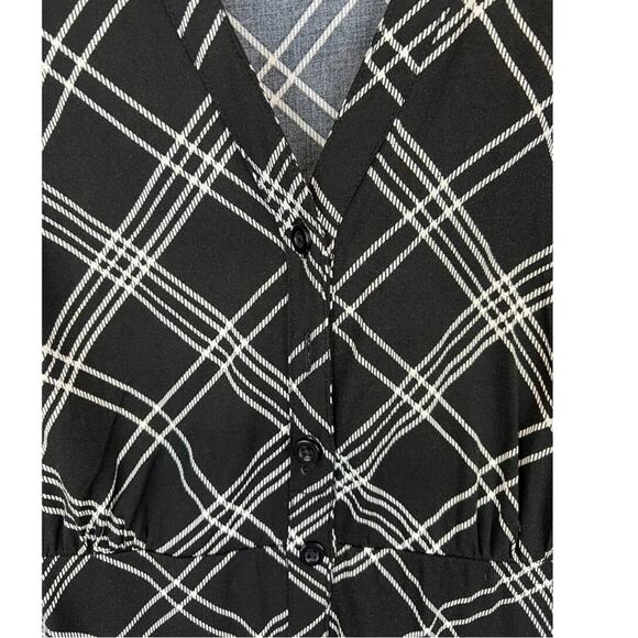 Torrid Black White Plaid Button Front Midi Challis Dress Pockets 1X Sharkbite - Picture 13 of 15